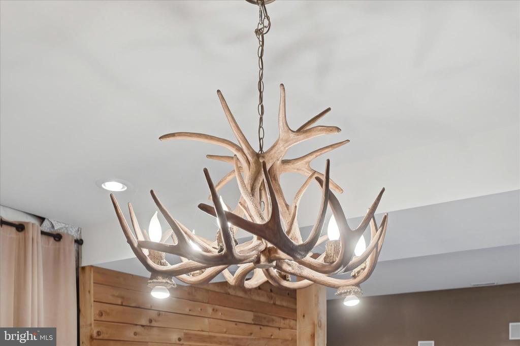 3998 HIDDEN VALLEY LN, LINDEN, Virginia, 3 Bedrooms Bedrooms, ,2 BathroomsBathrooms,Residential,3998 HIDDEN VALLEY LN,VAFQ2021012 MLS # VAFQ2021012