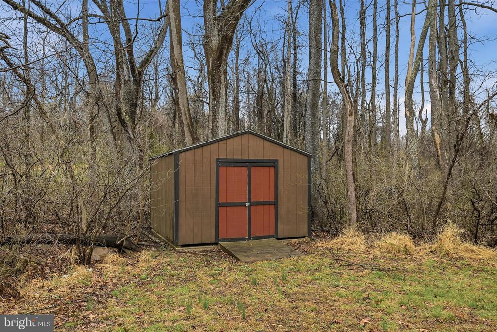 3998 HIDDEN VALLEY LN, LINDEN, Virginia, 3 Bedrooms Bedrooms, ,2 BathroomsBathrooms,Residential,3998 HIDDEN VALLEY LN,VAFQ2021012 MLS # VAFQ2021012