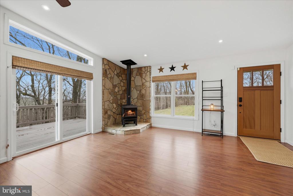 3998 HIDDEN VALLEY LN, LINDEN, Virginia, 3 Bedrooms Bedrooms, ,2 BathroomsBathrooms,Residential,3998 HIDDEN VALLEY LN,VAFQ2021012 MLS # VAFQ2021012