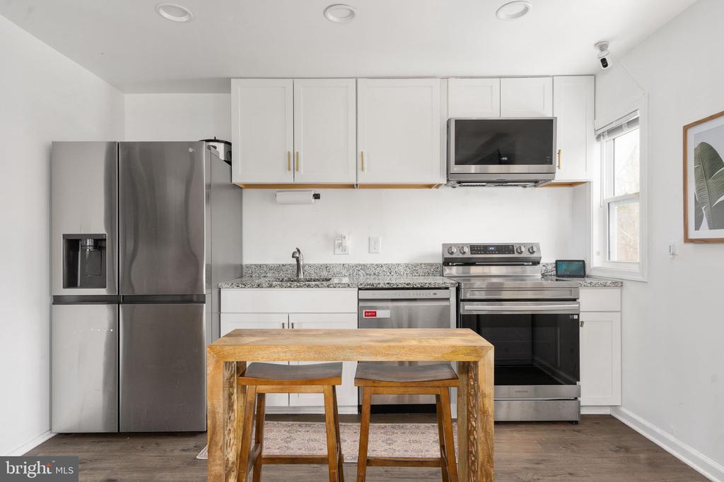 161 N ANNA DR, LOUISA, Virginia 23093, 2 Bedrooms Bedrooms, ,1 BathroomBathrooms,Residential,161 N ANNA DR,VALA2009492 MLS # VALA2009492