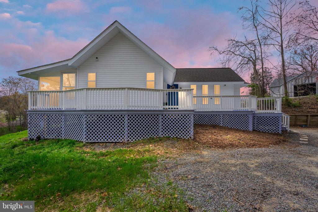 161 N ANNA DR, LOUISA, Virginia 23093, 2 Bedrooms Bedrooms, ,1 BathroomBathrooms,Residential,161 N ANNA DR,VALA2009492 MLS # VALA2009492