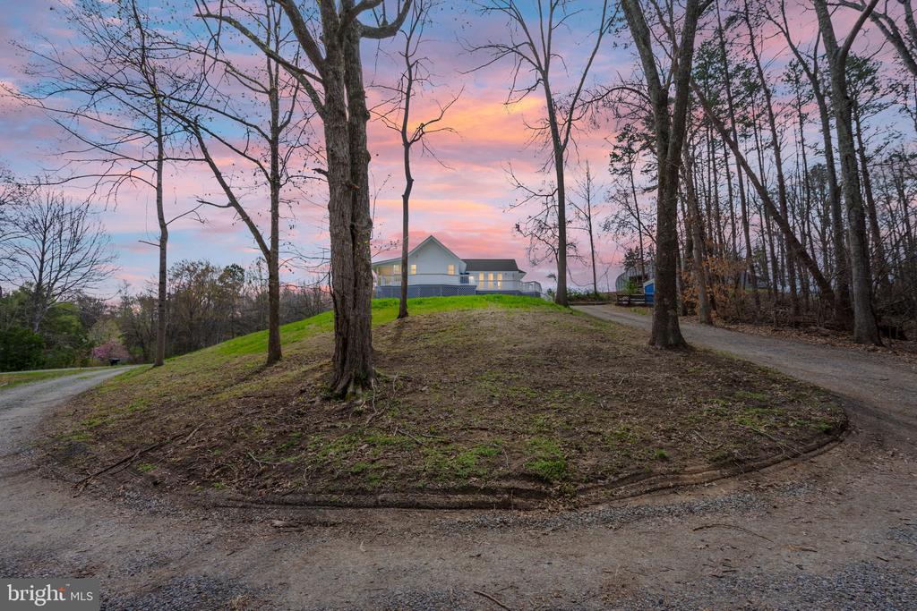 161 N ANNA DR, LOUISA, Virginia 23093, 2 Bedrooms Bedrooms, ,1 BathroomBathrooms,Residential,161 N ANNA DR,VALA2009492 MLS # VALA2009492