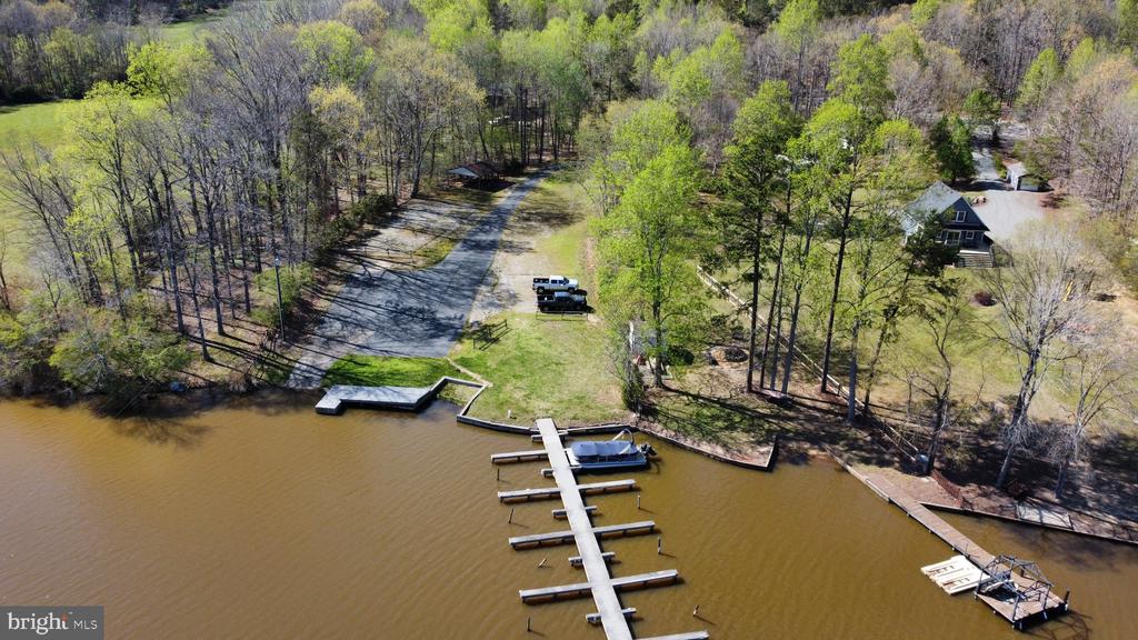 161 N ANNA DR, LOUISA, Virginia 23093, 2 Bedrooms Bedrooms, ,1 BathroomBathrooms,Residential,161 N ANNA DR,VALA2009492 MLS # VALA2009492