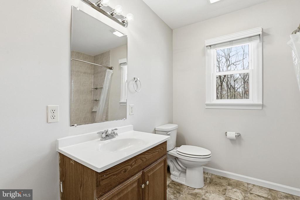 10606 RHOADS DR, FREDERICKSBURG, Virginia 22407, 4 Bedrooms Bedrooms, ,2 BathroomsBathrooms,Residential,10606 RHOADS DR,VASP2040312 MLS # VASP2040312