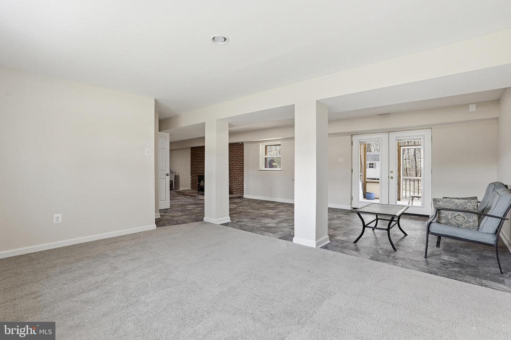 10606 RHOADS DR, FREDERICKSBURG, Virginia 22407, 4 Bedrooms Bedrooms, ,2 BathroomsBathrooms,Residential,10606 RHOADS DR,VASP2040312 MLS # VASP2040312