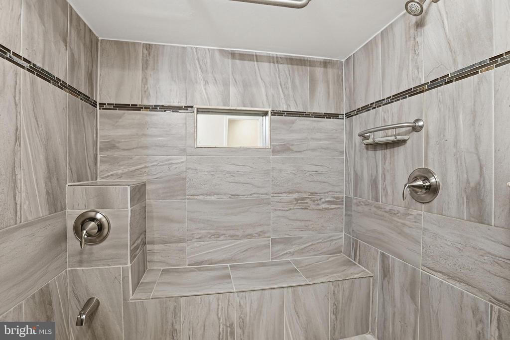 10606 RHOADS DR, FREDERICKSBURG, Virginia 22407, 4 Bedrooms Bedrooms, ,2 BathroomsBathrooms,Residential,10606 RHOADS DR,VASP2040312 MLS # VASP2040312