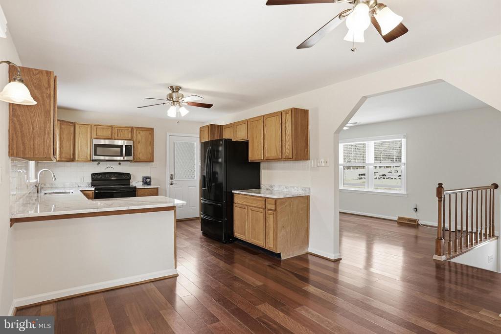 10606 RHOADS DR, FREDERICKSBURG, Virginia 22407, 4 Bedrooms Bedrooms, ,2 BathroomsBathrooms,Residential,10606 RHOADS DR,VASP2040312 MLS # VASP2040312