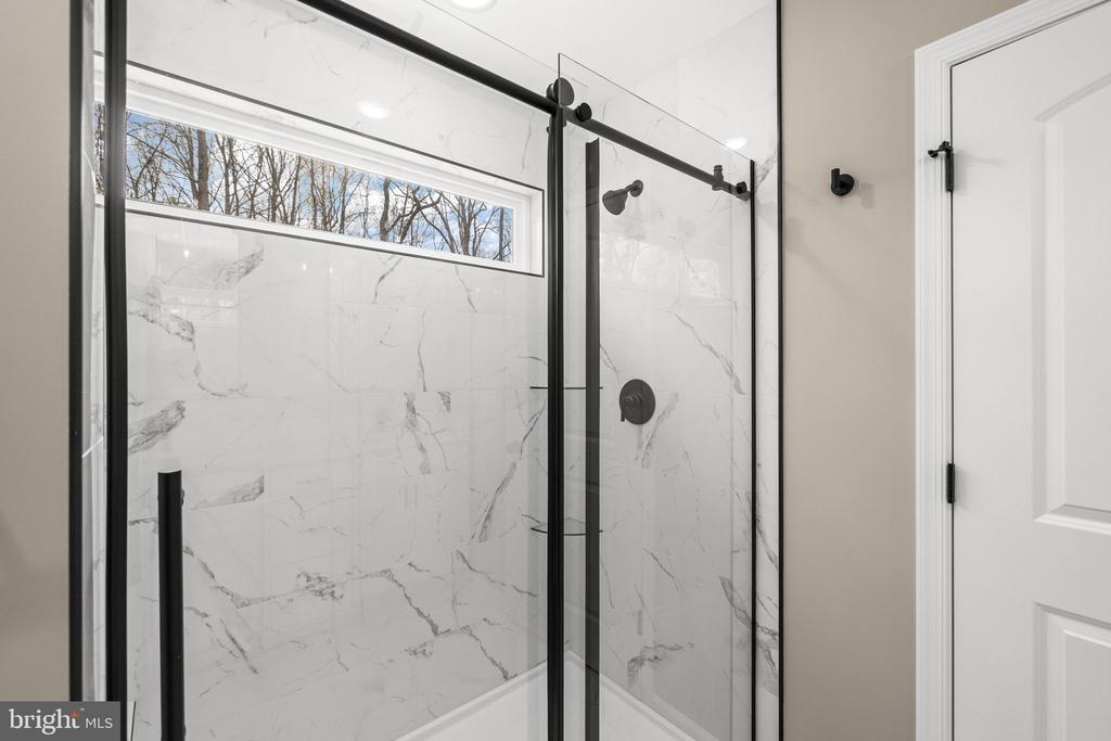 12413 TOLL HOUSE RD, SPOTSYLVANIA, Virginia 22551, 4 Bedrooms Bedrooms, ,2 BathroomsBathrooms,Residential,12413 TOLL HOUSE RD,VASP2040328 MLS # VASP2040328