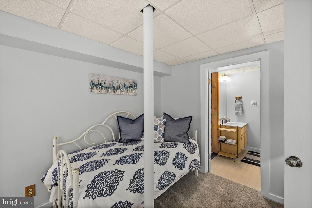 292 BEAR CASTLE DR, BUMPASS, Virginia 23024, 4 Bedrooms Bedrooms, ,3 BathroomsBathrooms,Residential,292 BEAR CASTLE DR,VALA2009526 MLS # VALA2009526