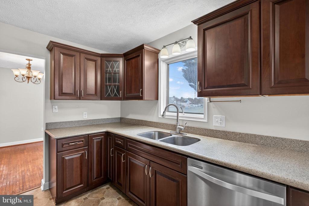 106 SHENANDOAH AVE, SHENANDOAH, Virginia 22849, 3 Bedrooms Bedrooms, ,2 BathroomsBathrooms,Residential,106 SHENANDOAH AVE,VAPA2006200 MLS # VAPA2006200