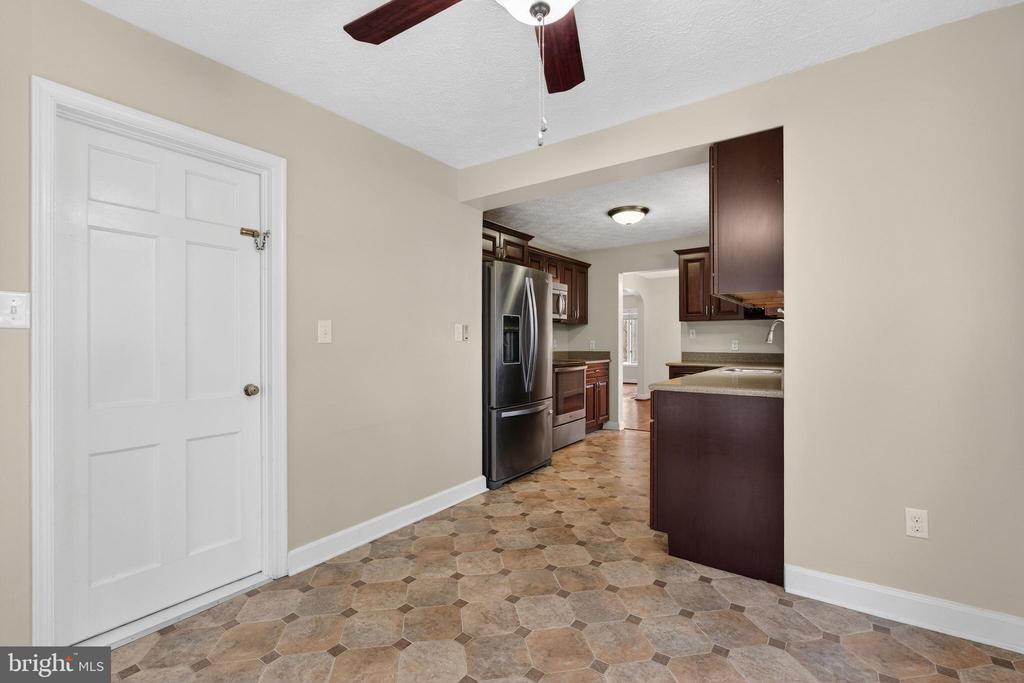 106 SHENANDOAH AVE, SHENANDOAH, Virginia 22849, 3 Bedrooms Bedrooms, ,2 BathroomsBathrooms,Residential,106 SHENANDOAH AVE,VAPA2006200 MLS # VAPA2006200