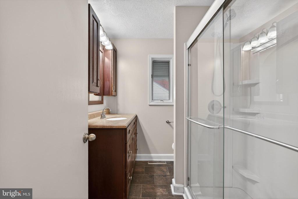 106 SHENANDOAH AVE, SHENANDOAH, Virginia 22849, 3 Bedrooms Bedrooms, ,2 BathroomsBathrooms,Residential,106 SHENANDOAH AVE,VAPA2006200 MLS # VAPA2006200