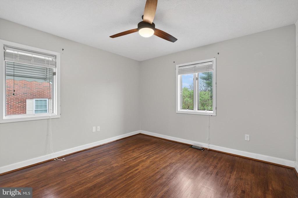 106 SHENANDOAH AVE, SHENANDOAH, Virginia 22849, 3 Bedrooms Bedrooms, ,2 BathroomsBathrooms,Residential,106 SHENANDOAH AVE,VAPA2006200 MLS # VAPA2006200