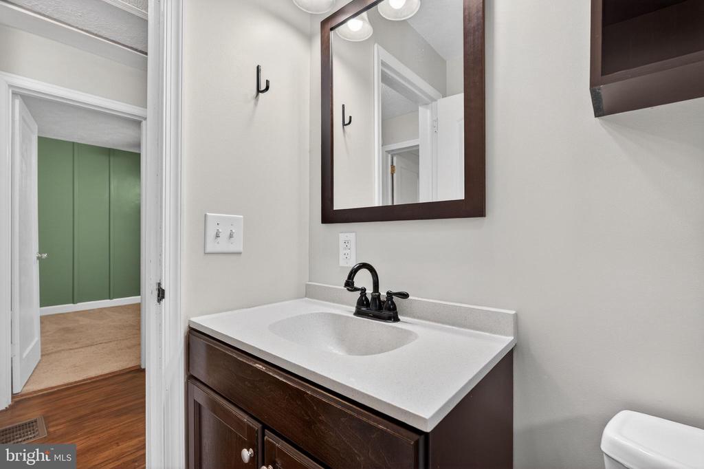 106 SHENANDOAH AVE, SHENANDOAH, Virginia 22849, 3 Bedrooms Bedrooms, ,2 BathroomsBathrooms,Residential,106 SHENANDOAH AVE,VAPA2006200 MLS # VAPA2006200