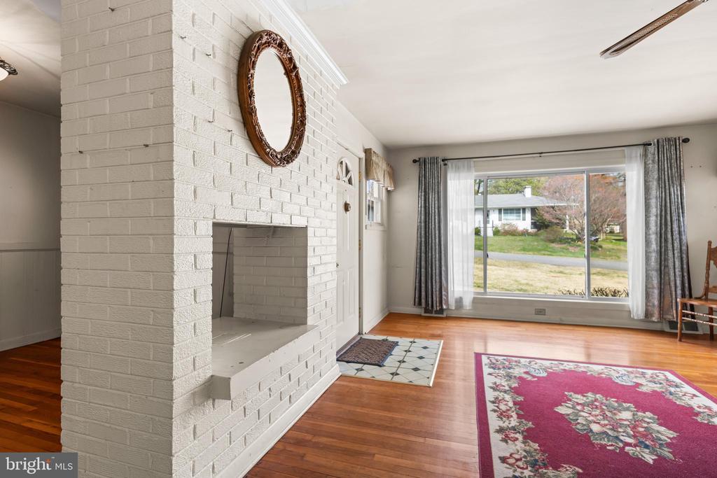 1730 CONCORD DR, CHARLOTTESVILLE, Virginia 22901, 3 Bedrooms Bedrooms, ,2 BathroomsBathrooms,Residential,1730 CONCORD DR,VACO2000222 MLS # VACO2000222