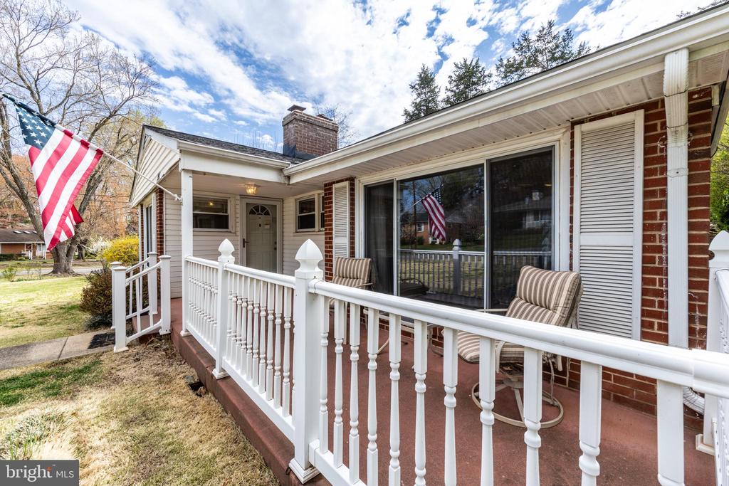 1730 CONCORD DR, CHARLOTTESVILLE, Virginia 22901, 3 Bedrooms Bedrooms, ,2 BathroomsBathrooms,Residential,1730 CONCORD DR,VACO2000222 MLS # VACO2000222