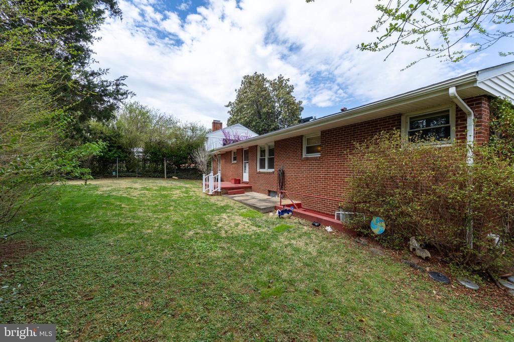1730 CONCORD DR, CHARLOTTESVILLE, Virginia 22901, 3 Bedrooms Bedrooms, ,2 BathroomsBathrooms,Residential,1730 CONCORD DR,VACO2000222 MLS # VACO2000222