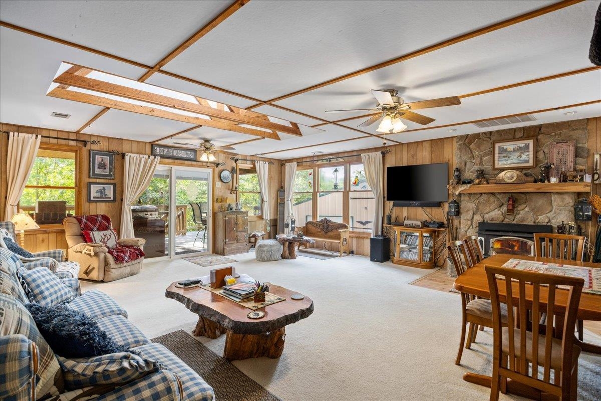 867 BLACKBERRY LN, NEW MARKET, Virginia 22844, 3 Bedrooms Bedrooms, ,2 BathroomsBathrooms,Residential,Laughing Bear Mountain Lodge,867 BLACKBERRY LN,669035 MLS # 669035