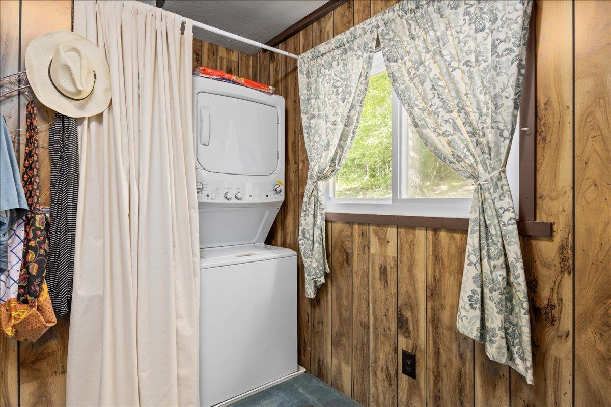 867 BLACKBERRY LN, NEW MARKET, Virginia 22844, 3 Bedrooms Bedrooms, ,2 BathroomsBathrooms,Residential,Laughing Bear Mountain Lodge,867 BLACKBERRY LN,669035 MLS # 669035