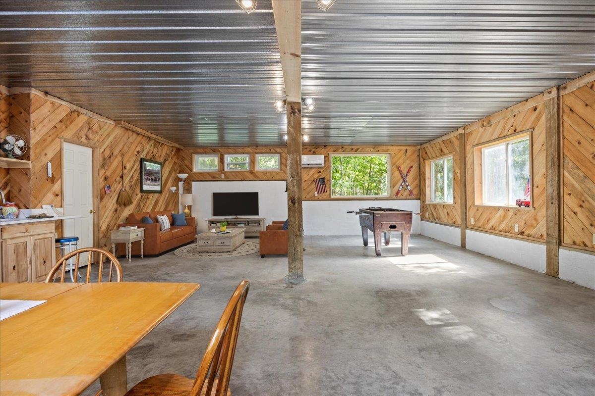 867 BLACKBERRY LN, NEW MARKET, Virginia 22844, 3 Bedrooms Bedrooms, ,2 BathroomsBathrooms,Residential,Laughing Bear Mountain Lodge,867 BLACKBERRY LN,669035 MLS # 669035