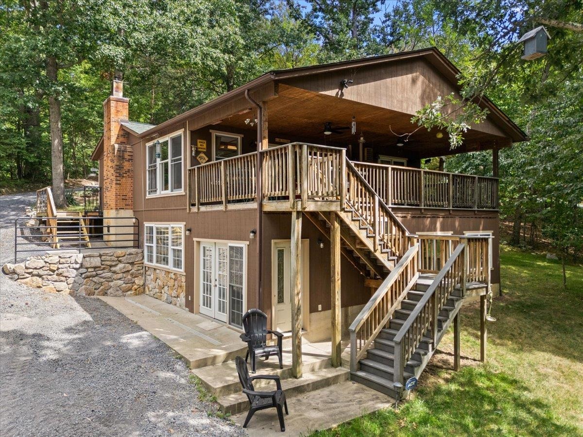 867 BLACKBERRY LN, NEW MARKET, Virginia 22844, 3 Bedrooms Bedrooms, ,2 BathroomsBathrooms,Residential,Laughing Bear Mountain Lodge,867 BLACKBERRY LN,669035 MLS # 669035