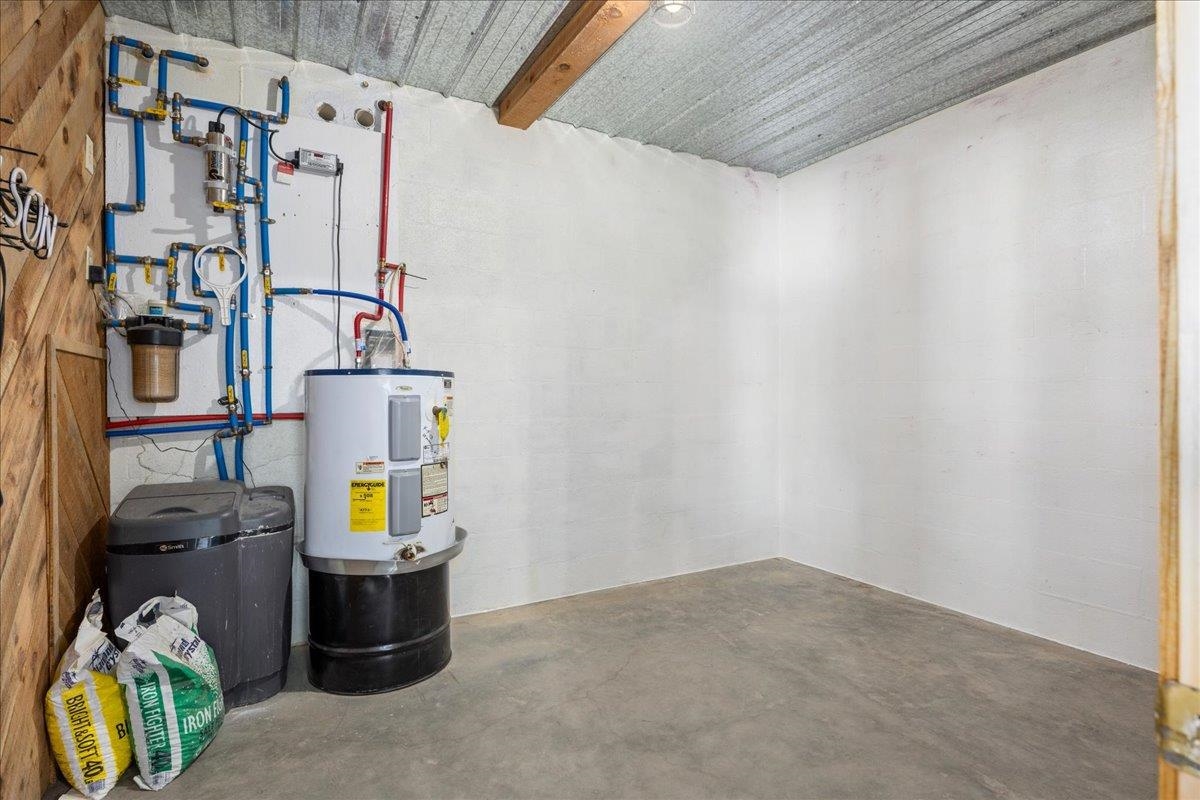 867 BLACKBERRY LN, NEW MARKET, Virginia 22844, 3 Bedrooms Bedrooms, ,2 BathroomsBathrooms,Residential,Laughing Bear Mountain Lodge,867 BLACKBERRY LN,669035 MLS # 669035