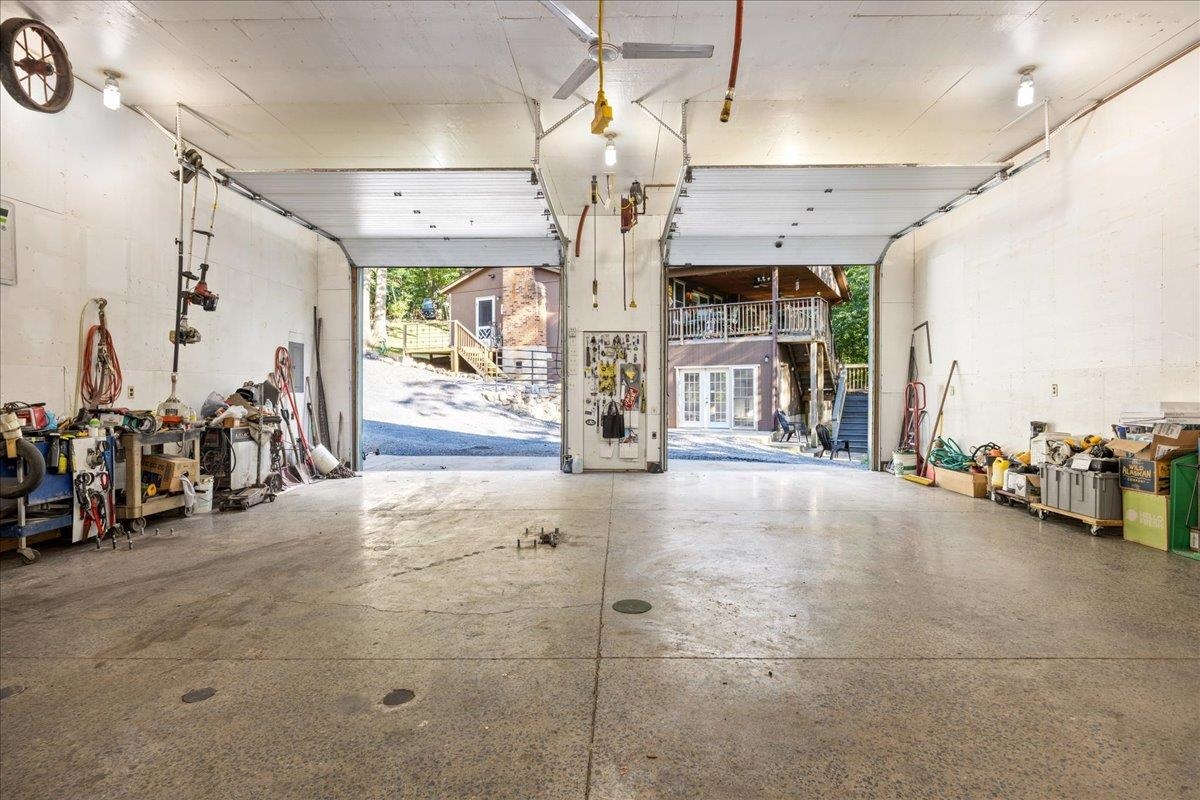 867 BLACKBERRY LN, NEW MARKET, Virginia 22844, 3 Bedrooms Bedrooms, ,2 BathroomsBathrooms,Residential,Laughing Bear Mountain Lodge,867 BLACKBERRY LN,669035 MLS # 669035