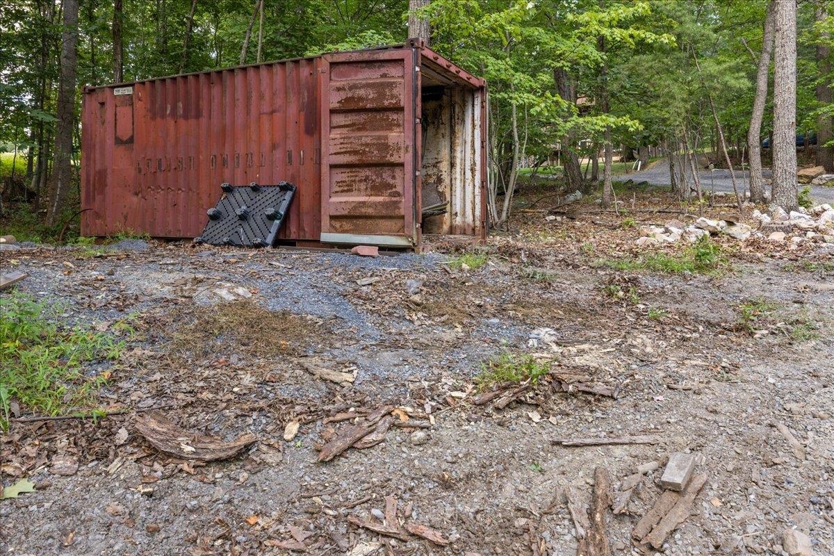 867 BLACKBERRY LN, NEW MARKET, Virginia 22844, 3 Bedrooms Bedrooms, ,2 BathroomsBathrooms,Residential,Laughing Bear Mountain Lodge,867 BLACKBERRY LN,669035 MLS # 669035