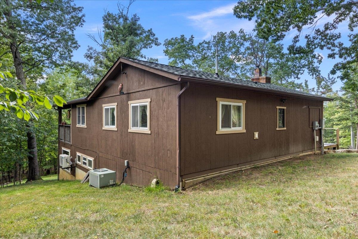 867 BLACKBERRY LN, NEW MARKET, Virginia 22844, 3 Bedrooms Bedrooms, ,2 BathroomsBathrooms,Residential,Laughing Bear Mountain Lodge,867 BLACKBERRY LN,669035 MLS # 669035