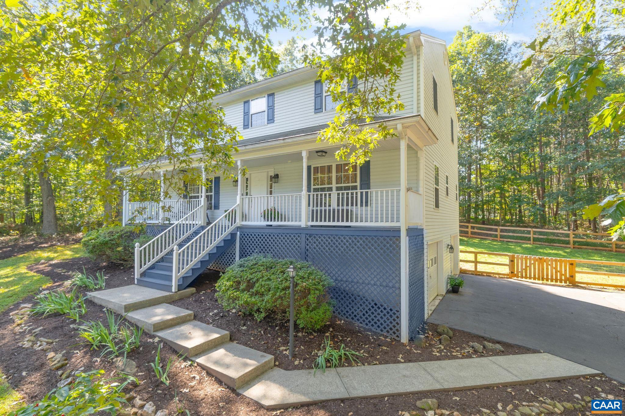 442 W ROSEWOOD DR, BARBOURSVILLE, Virginia 22923, 3 Bedrooms Bedrooms, ,3 BathroomsBathrooms,Residential,442 W ROSEWOOD DR,675072 MLS # 675072