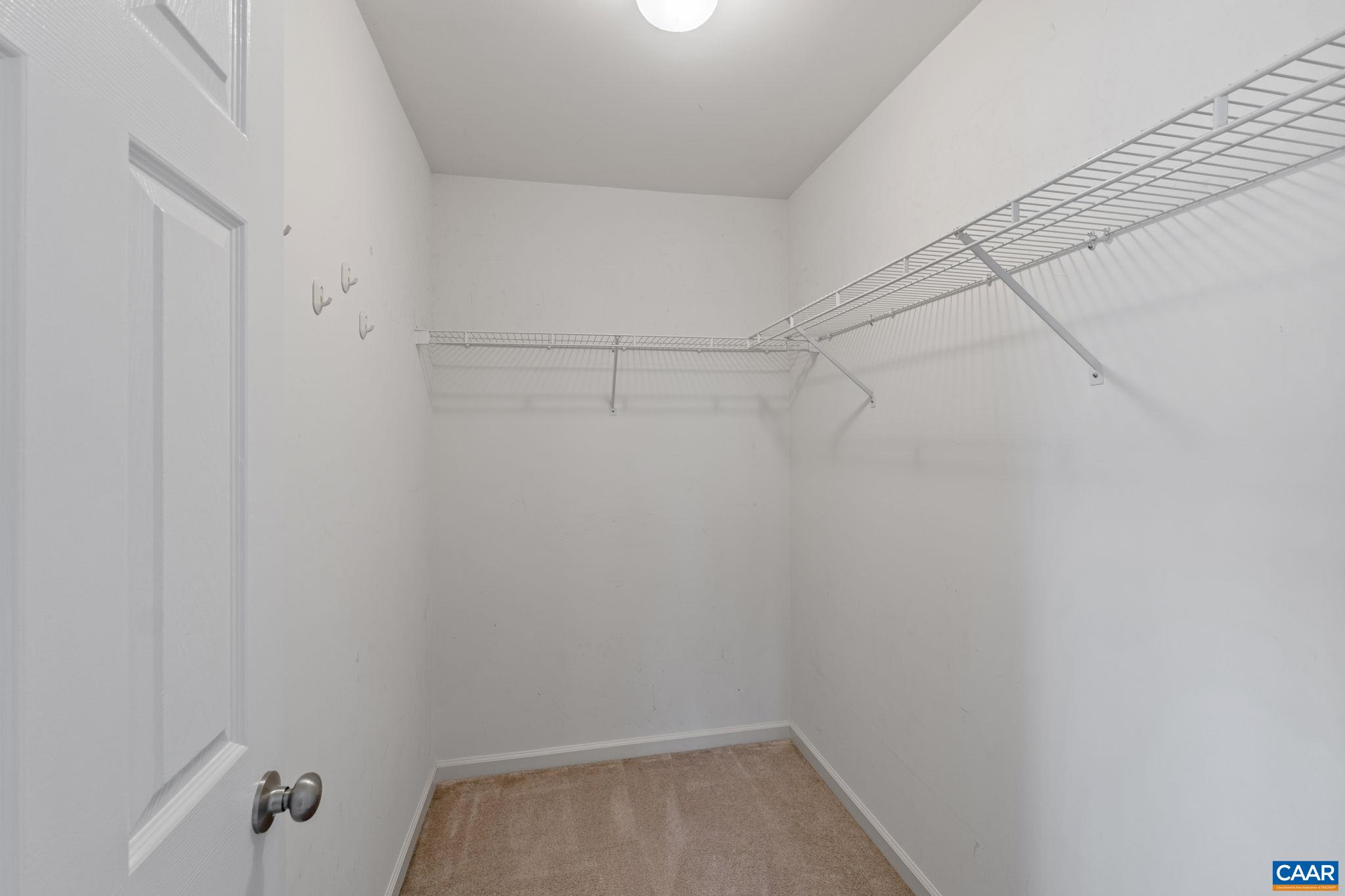 442 W ROSEWOOD DR, BARBOURSVILLE, Virginia 22923, 3 Bedrooms Bedrooms, ,3 BathroomsBathrooms,Residential,442 W ROSEWOOD DR,675072 MLS # 675072