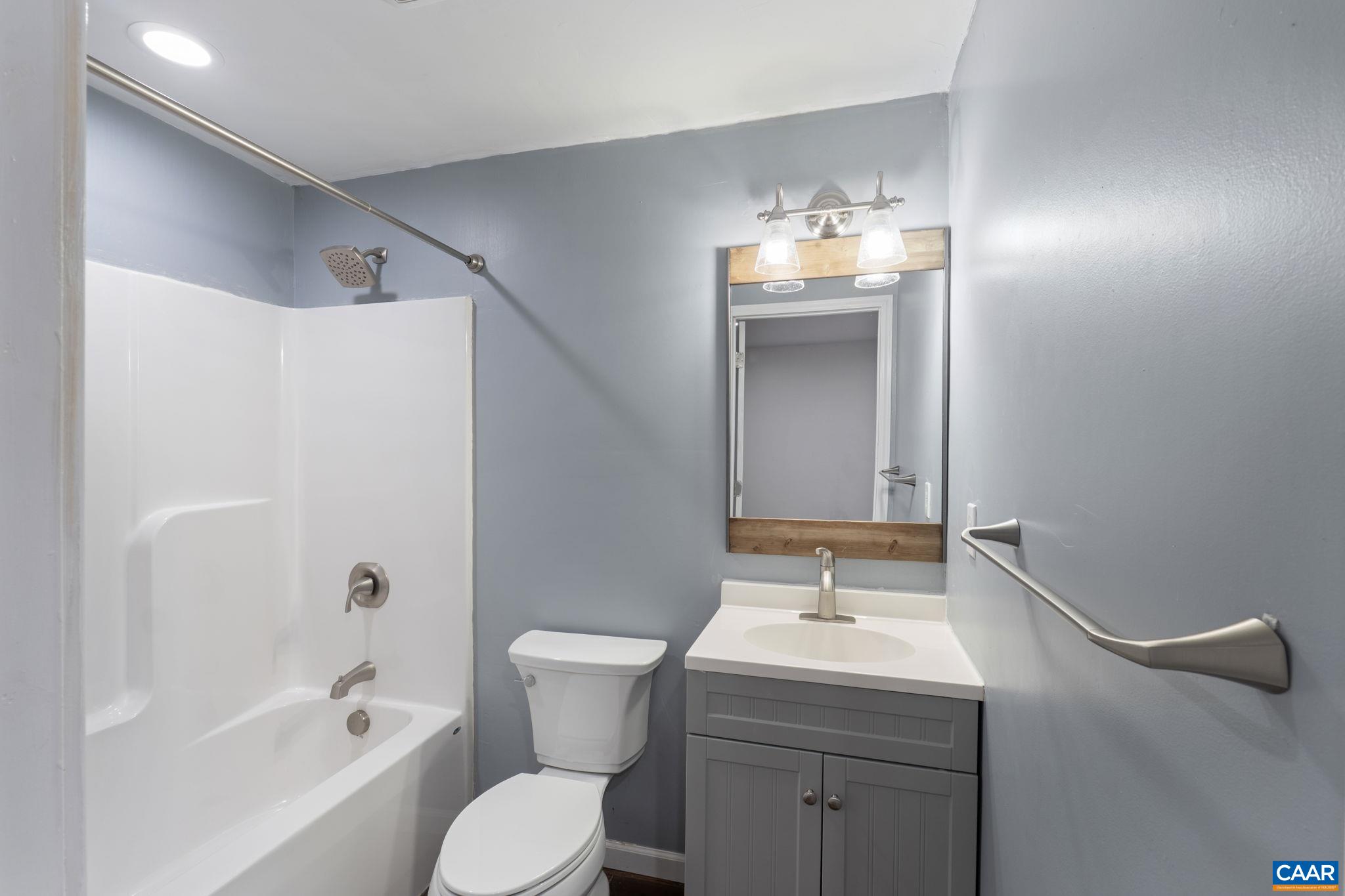 442 W ROSEWOOD DR, BARBOURSVILLE, Virginia 22923, 3 Bedrooms Bedrooms, ,3 BathroomsBathrooms,Residential,442 W ROSEWOOD DR,675072 MLS # 675072