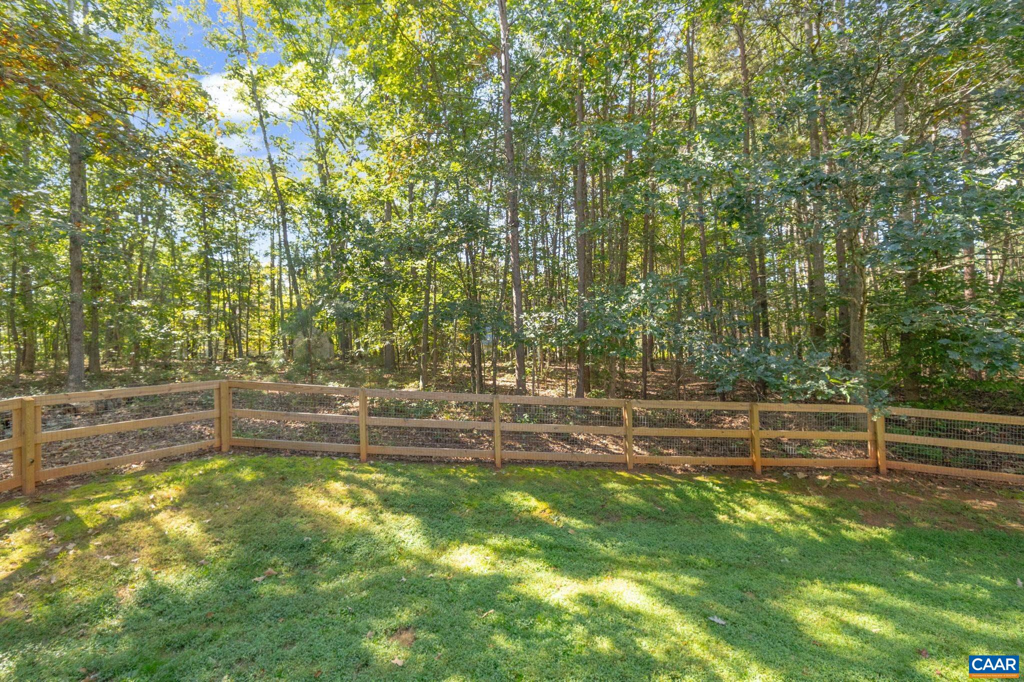 442 W ROSEWOOD DR, BARBOURSVILLE, Virginia 22923, 3 Bedrooms Bedrooms, ,3 BathroomsBathrooms,Residential,442 W ROSEWOOD DR,675072 MLS # 675072