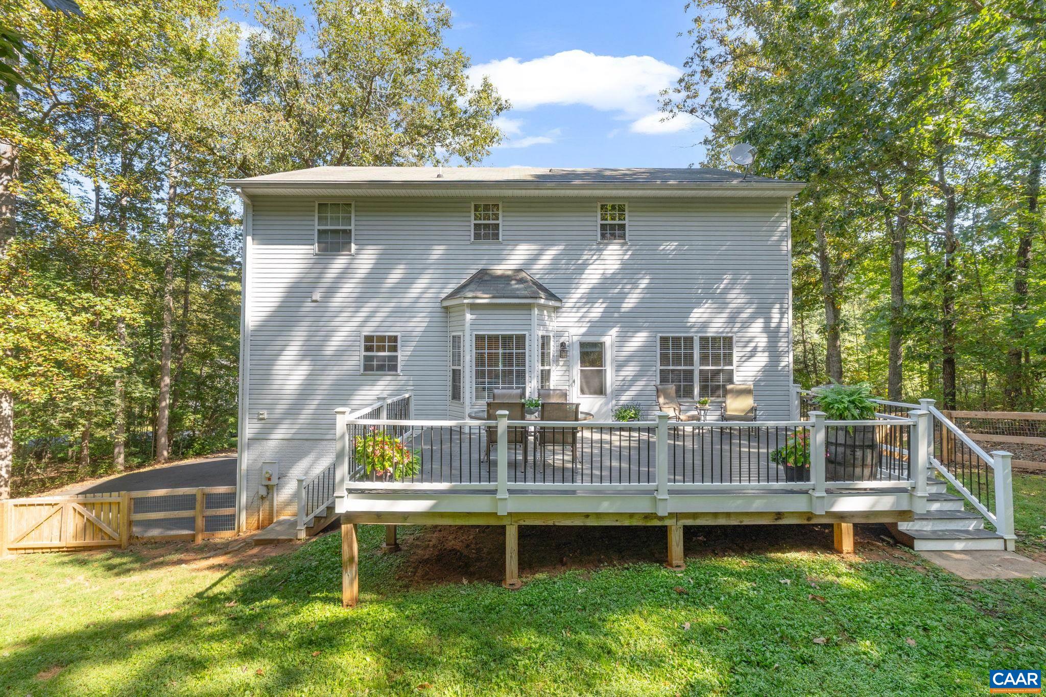 442 W ROSEWOOD DR, BARBOURSVILLE, Virginia 22923, 3 Bedrooms Bedrooms, ,3 BathroomsBathrooms,Residential,442 W ROSEWOOD DR,675072 MLS # 675072