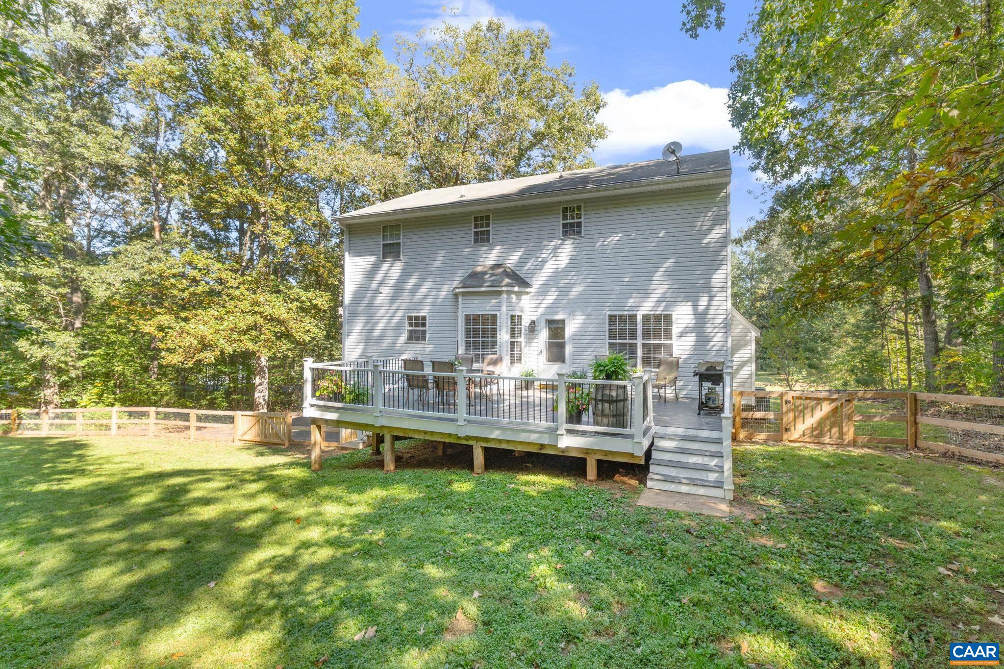 442 W ROSEWOOD DR, BARBOURSVILLE, Virginia 22923, 3 Bedrooms Bedrooms, ,3 BathroomsBathrooms,Residential,442 W ROSEWOOD DR,675072 MLS # 675072