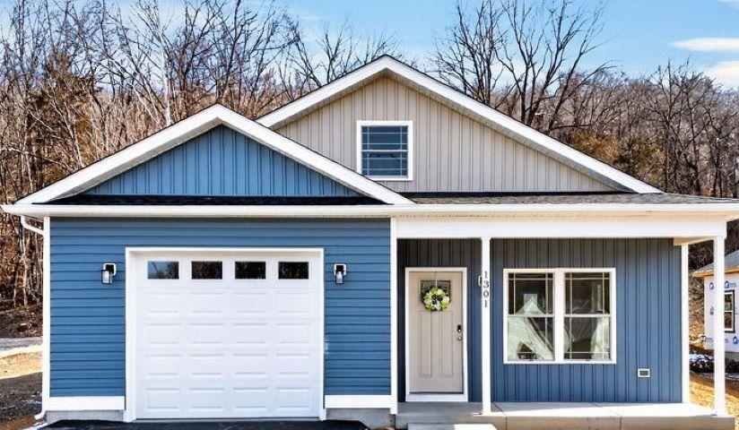 1303 EAST MAIN ST, WAYNESBORO, Virginia 22980, 3 Bedrooms Bedrooms, ,2 BathroomsBathrooms,Residential,1303 EAST MAIN ST,675113 MLS # 675113