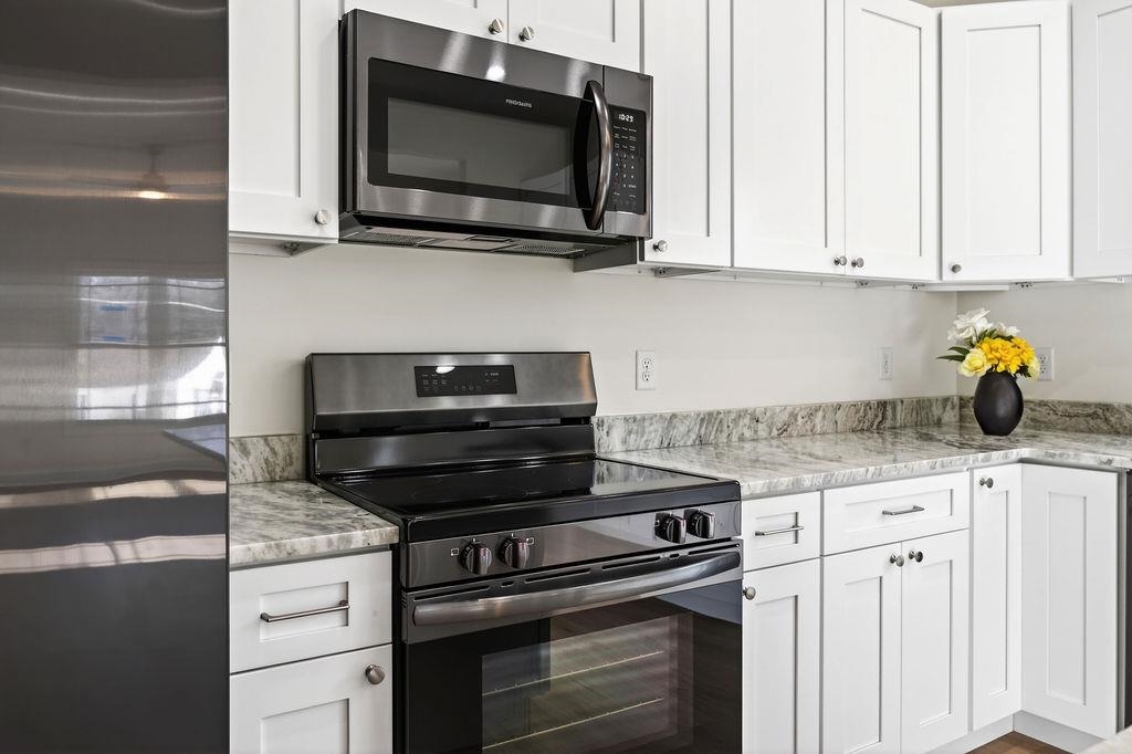 1303 EAST MAIN ST, WAYNESBORO, Virginia 22980, 3 Bedrooms Bedrooms, ,2 BathroomsBathrooms,Residential,1303 EAST MAIN ST,675113 MLS # 675113