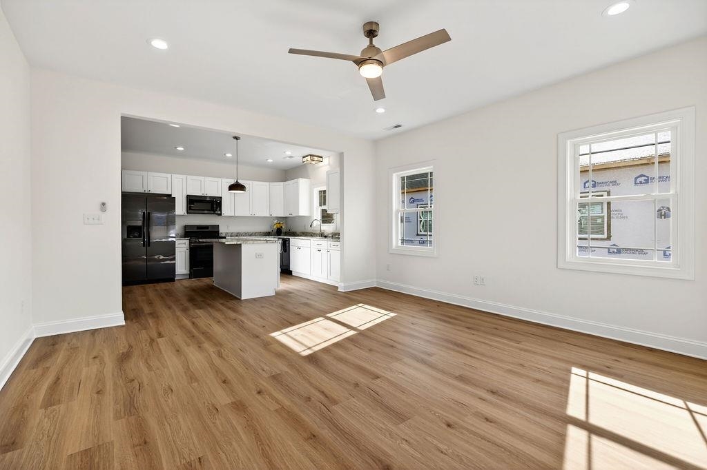 1303 EAST MAIN ST, WAYNESBORO, Virginia 22980, 3 Bedrooms Bedrooms, ,2 BathroomsBathrooms,Residential,1303 EAST MAIN ST,675113 MLS # 675113