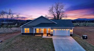 230 LANGLEY DR, WAYNESBORO, Virginia 22980, 3 Bedrooms Bedrooms, ,2 BathroomsBathrooms,Residential,230 LANGLEY DR,675114 MLS # 675114