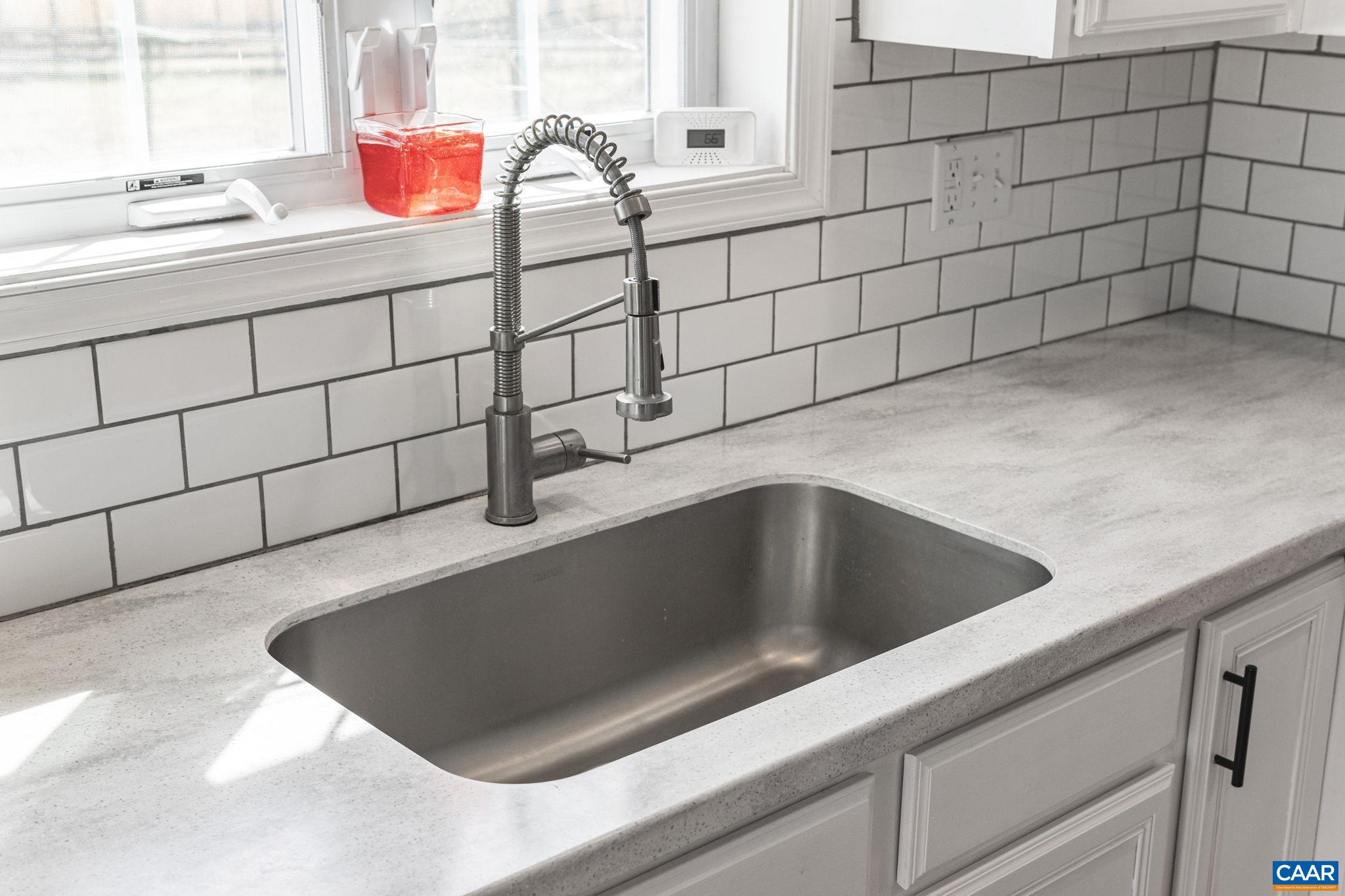 379 FOX RIDGE LN, PALMYRA, Virginia 22963, 3 Bedrooms Bedrooms, ,2 BathroomsBathrooms,Residential,379 FOX RIDGE LN,675120 MLS # 675120 379 FOX RIDGE LN, PALMYRA, Virginia 22963, 3 Bedrooms Bedrooms, ,2 BathroomsBathrooms,Residential,379 FOX RIDGE LN,675120 MLS # 675120