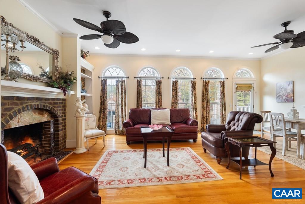 574 OLD KINGS RD, DRAKES BRANCH, Virginia 23937, 4 Bedrooms Bedrooms, ,3 BathroomsBathrooms,Residential,574 OLD KINGS RD,675128 MLS # 675128