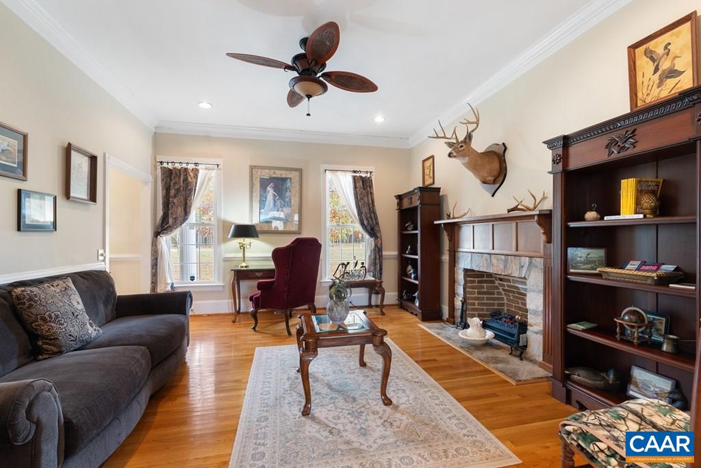 574 OLD KINGS RD, DRAKES BRANCH, Virginia 23937, 4 Bedrooms Bedrooms, ,3 BathroomsBathrooms,Residential,574 OLD KINGS RD,675128 MLS # 675128