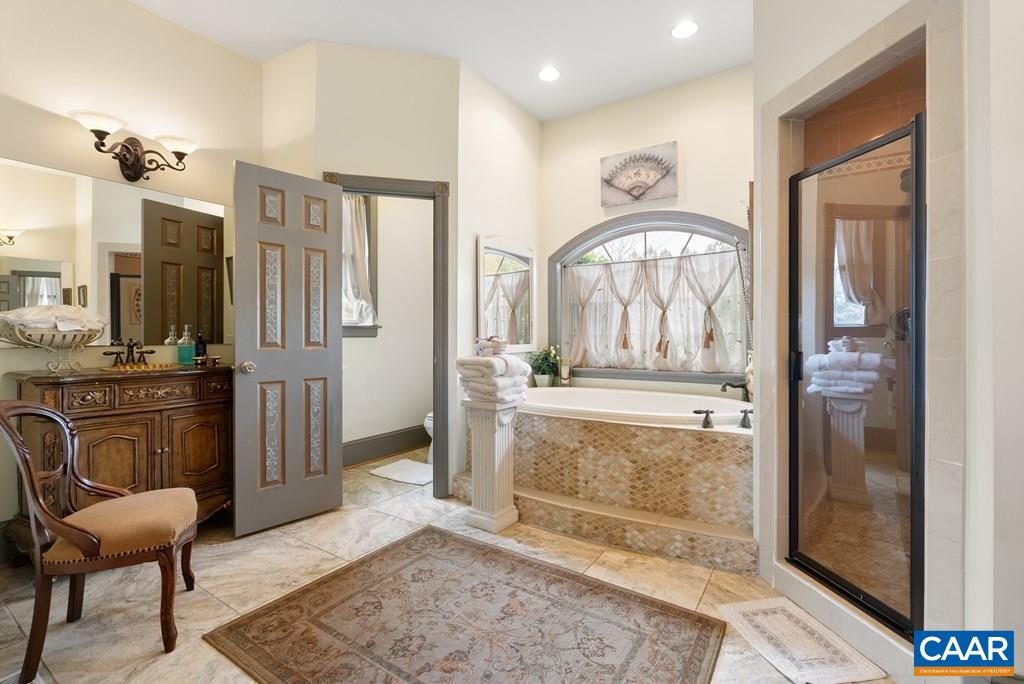 574 OLD KINGS RD, DRAKES BRANCH, Virginia 23937, 4 Bedrooms Bedrooms, ,3 BathroomsBathrooms,Residential,574 OLD KINGS RD,675128 MLS # 675128