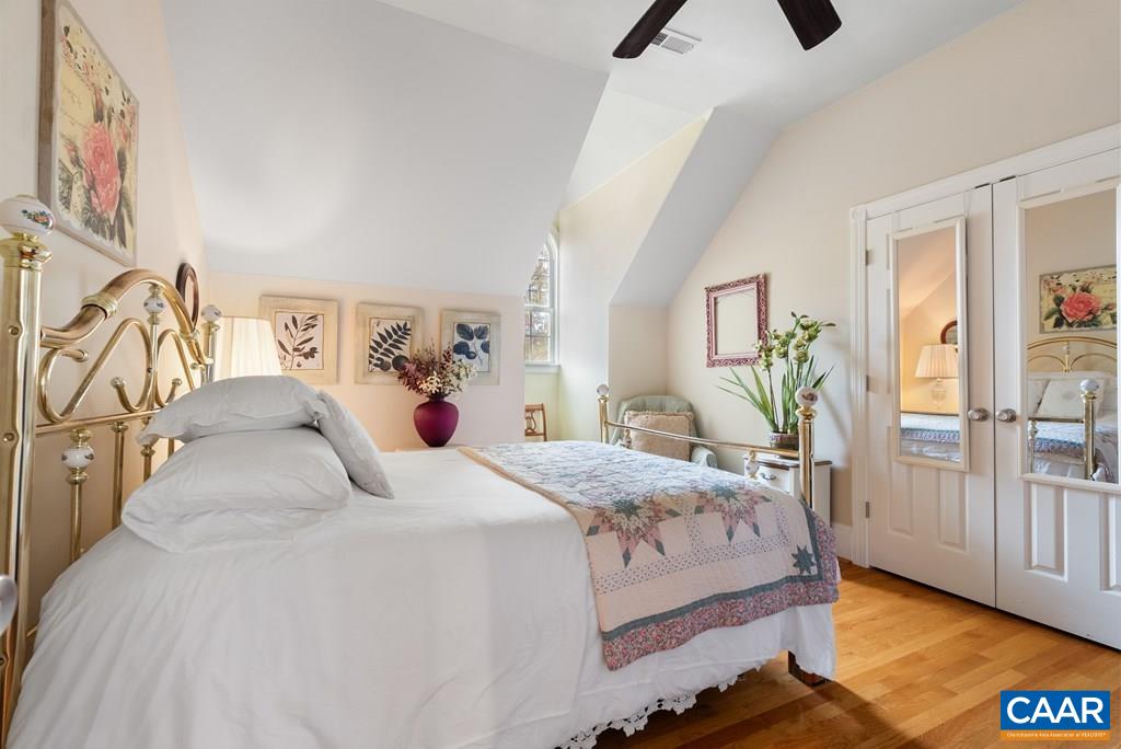 574 OLD KINGS RD, DRAKES BRANCH, Virginia 23937, 4 Bedrooms Bedrooms, ,3 BathroomsBathrooms,Residential,574 OLD KINGS RD,675128 MLS # 675128