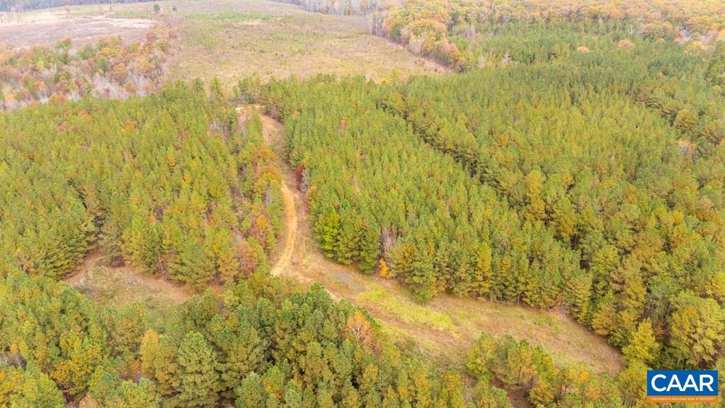 574 OLD KINGS RD, DRAKES BRANCH, Virginia 23937, 4 Bedrooms Bedrooms, ,3 BathroomsBathrooms,Residential,574 OLD KINGS RD,675128 MLS # 675128