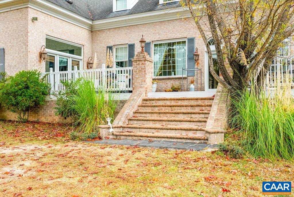 574 OLD KINGS RD, DRAKES BRANCH, Virginia 23937, 4 Bedrooms Bedrooms, ,3 BathroomsBathrooms,Residential,574 OLD KINGS RD,675128 MLS # 675128