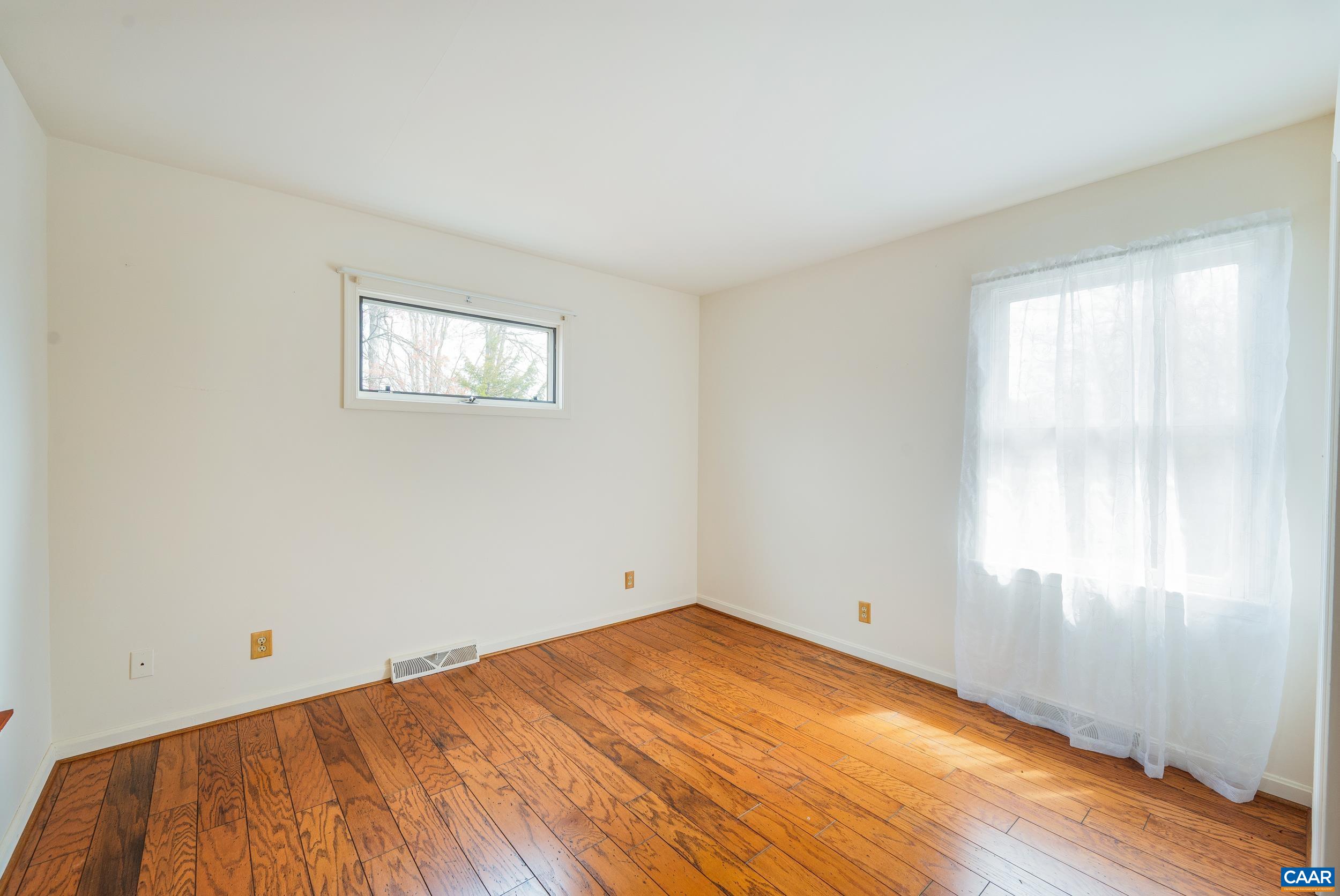 699 WINTON RD, AMHERST, Virginia 24521, 3 Bedrooms Bedrooms, ,2 BathroomsBathrooms,Residential,699 WINTON RD,675129 MLS # 675129