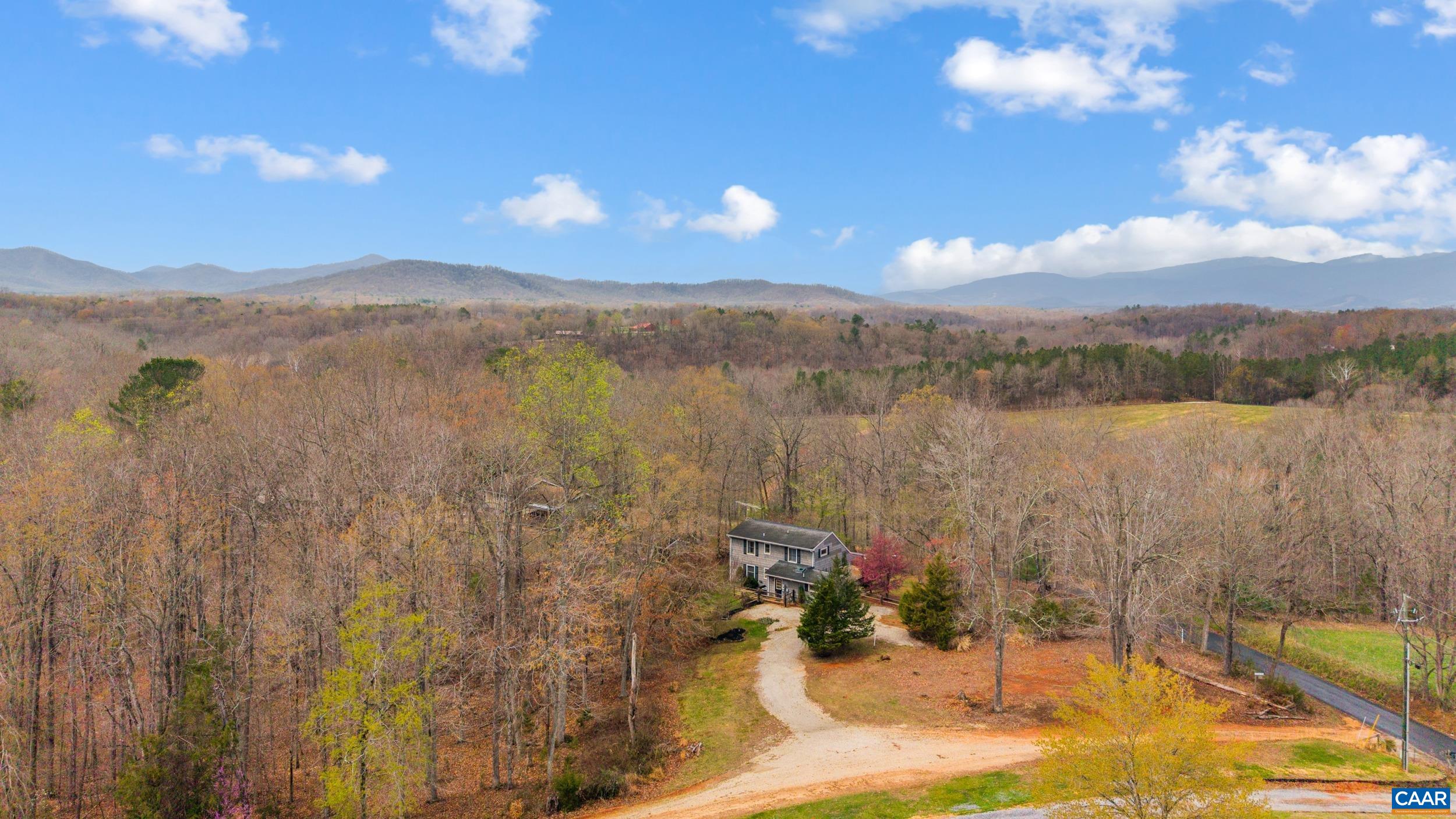 699 WINTON RD, AMHERST, Virginia 24521, 3 Bedrooms Bedrooms, ,2 BathroomsBathrooms,Residential,699 WINTON RD,675129 MLS # 675129