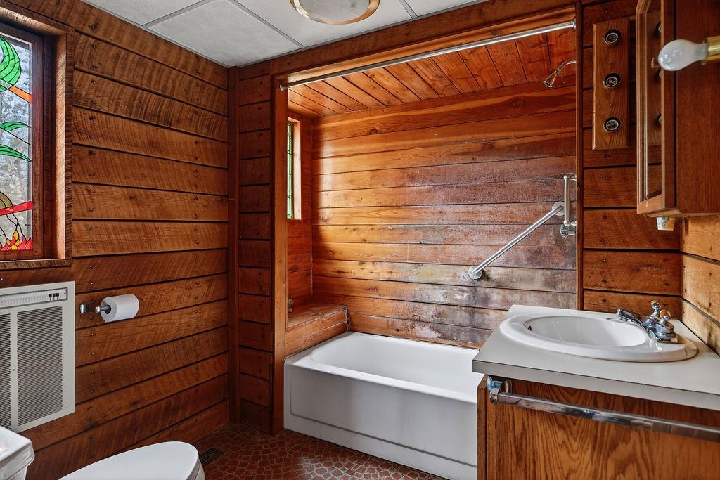 2705 GREENFIELD RD, AFTON, Virginia 22920, 2 Bedrooms Bedrooms, ,2 BathroomsBathrooms,Residential,2705 GREENFIELD RD,675134 MLS # 675134