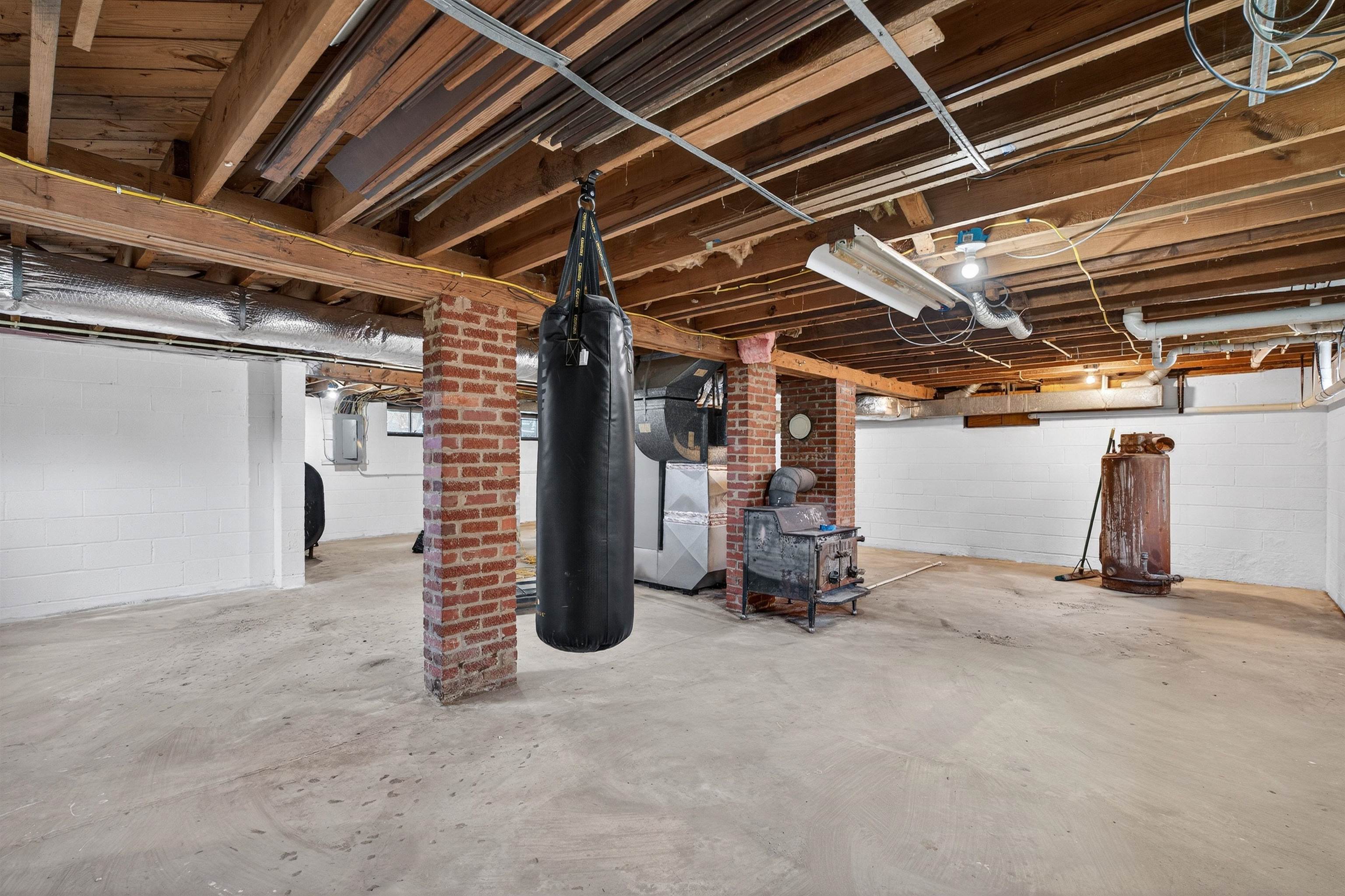 106 SHENANDOAH AVE, SHENANDOAH, Virginia 22849, 3 Bedrooms Bedrooms, ,2 BathroomsBathrooms,Residential,106 SHENANDOAH AVE,675138 MLS # 675138